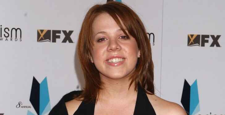 Lynsey Bartilson Bio